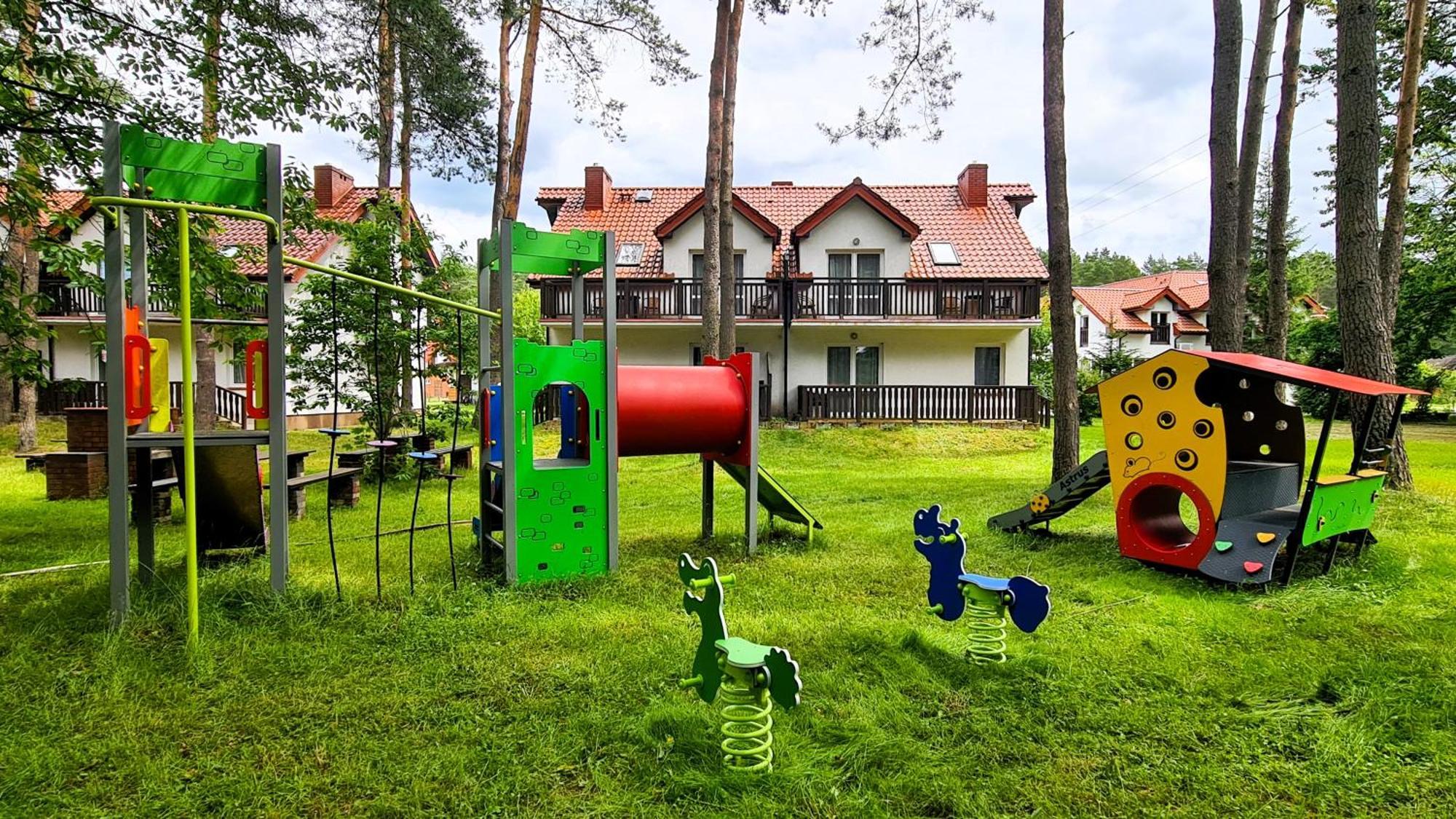 Osrodek Nad Jeziorem - Radew Rosnowo Exterior photo